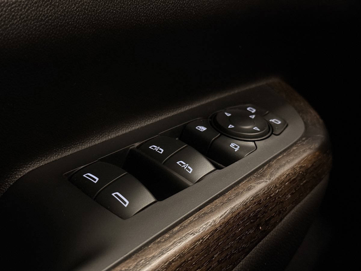 Used 2023 GMC Acadia Denali FWD image 50