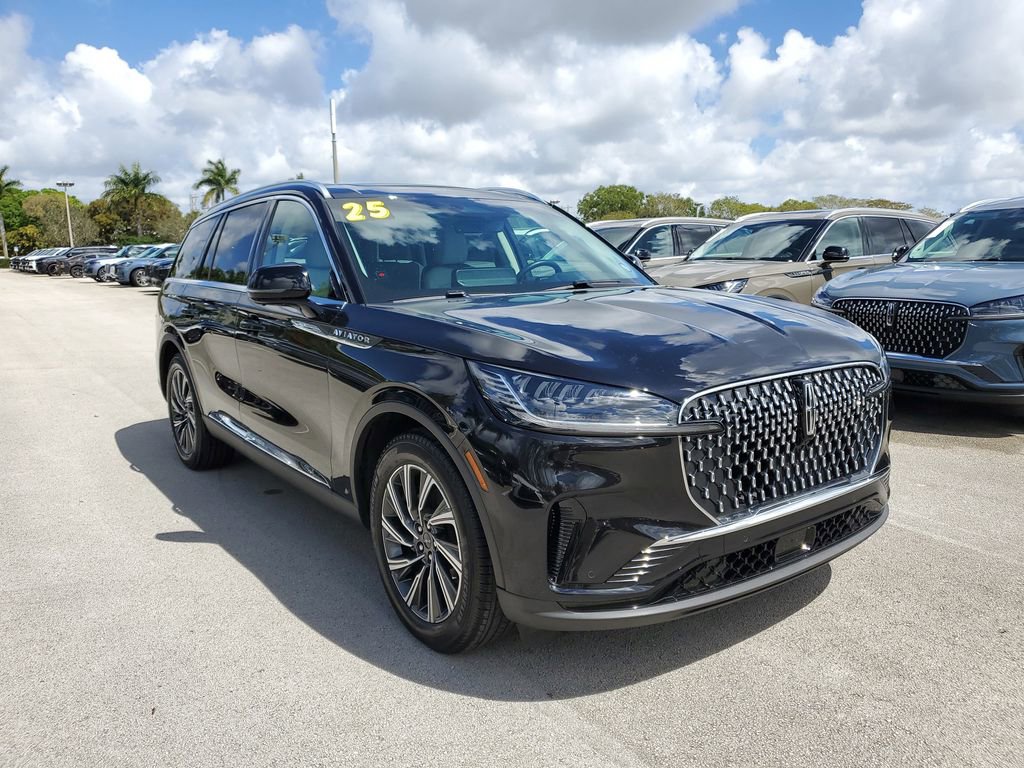 Used 2025 Lincoln Aviator 2WD image 30