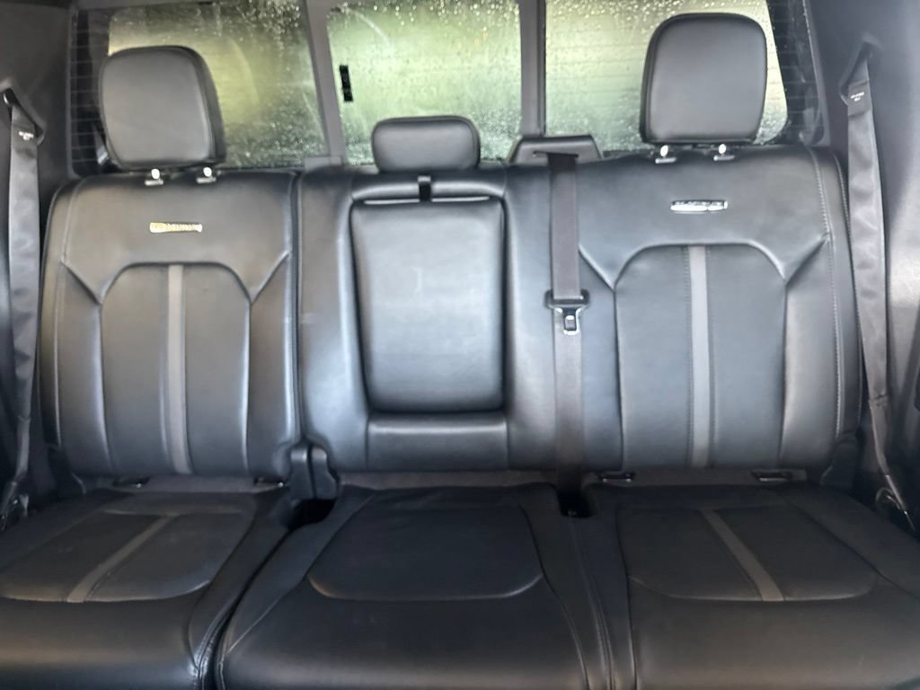 Used 2017 Ford F150 Platinum w/ Equipment Group 701A Luxury AWD/4WD image 24