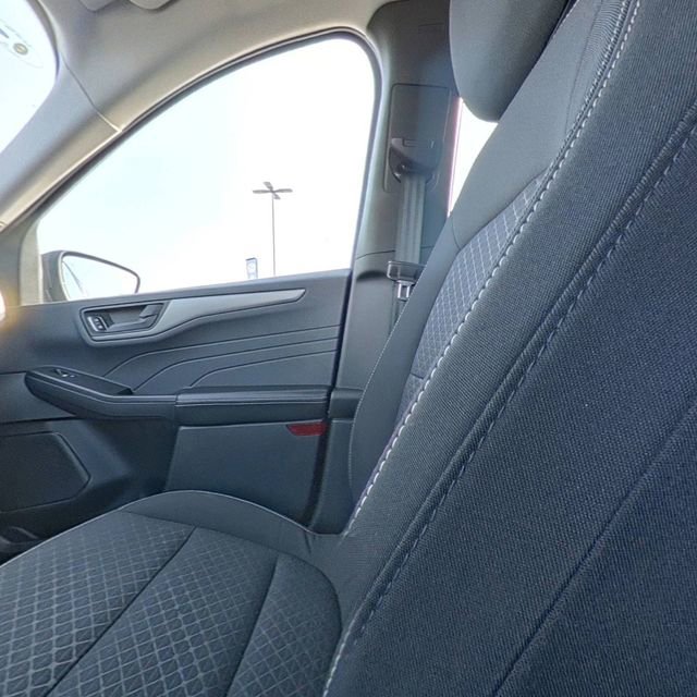 Used 2025 Ford Escape Active image 24