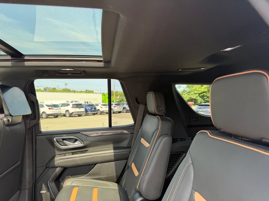 Used 2021 GMC Yukon AT4 w/ AT4 Premium Plus Package AWD/4WD image 13