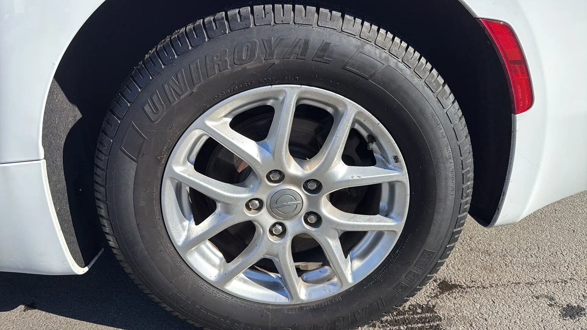 Used 2020 Chrysler Voyager Lxi image 12