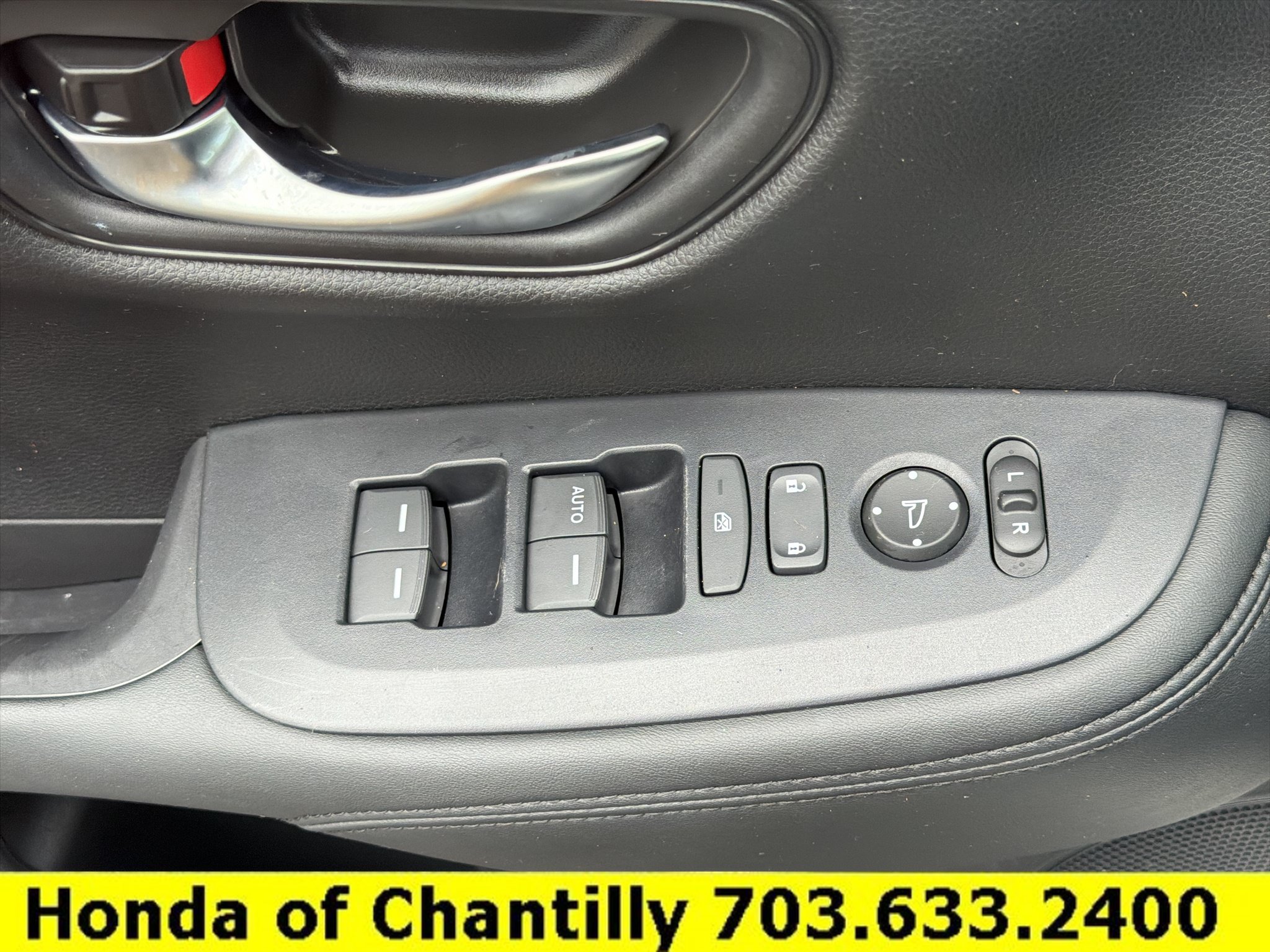 Used 2024 Honda HR-V LX image 21