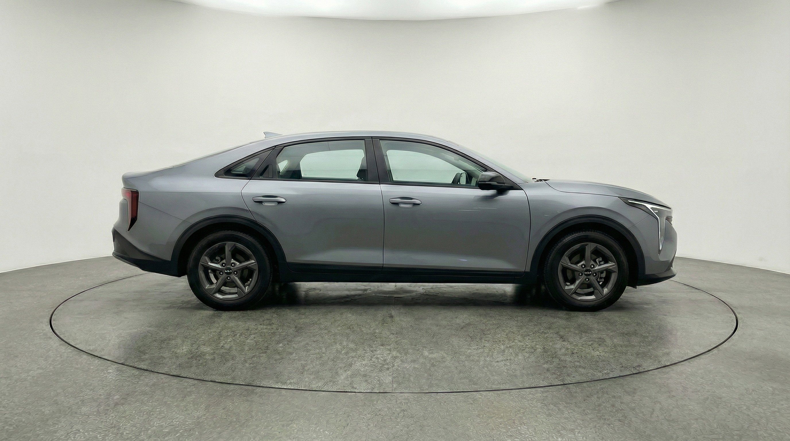 Used 2025 Kia K4 LXS image 11