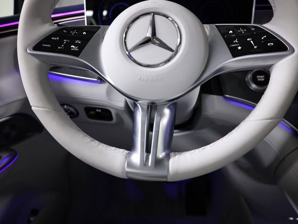 Used 2026 Mercedes-Benz EQE 320 4MATIC SUV image 34