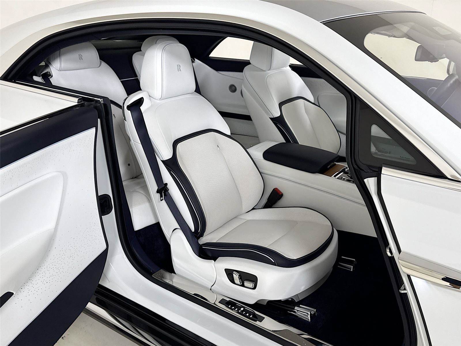 Used 2024 Rolls-Royce Spectre w/ Spectre Launch Package AWD/4WD image 26