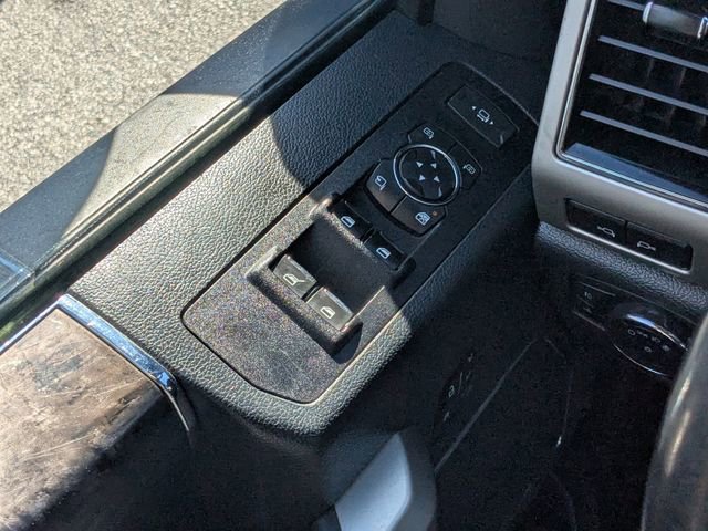 Used 2022 Ford F250 Lariat w/ Chrome Package image 18