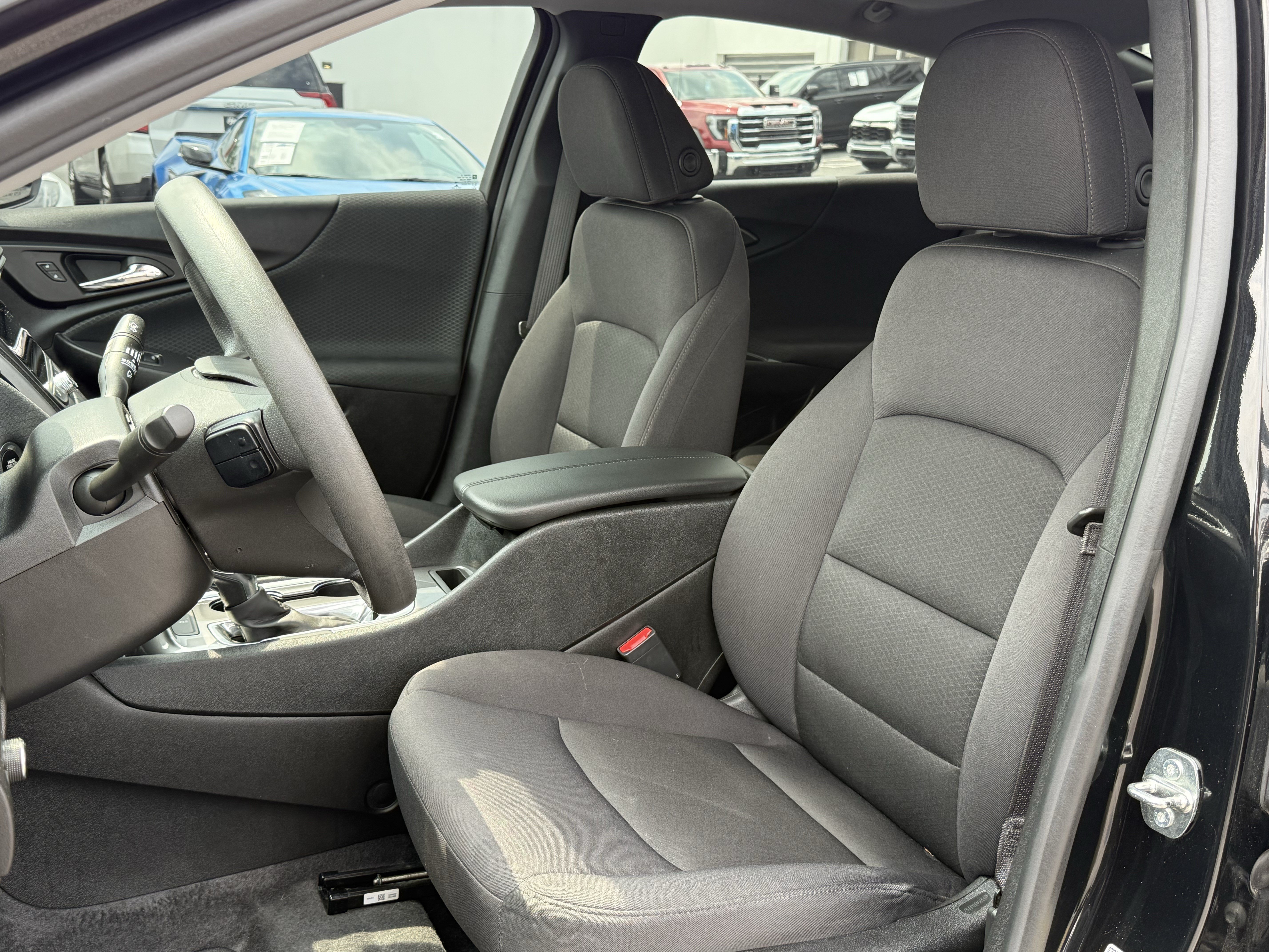 Used 2023 Chevrolet Malibu LT FWD image 16