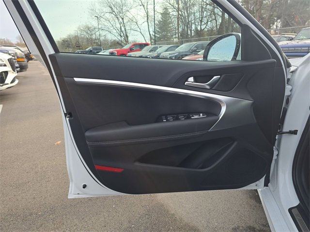 New 2026 Genesis G70 2.5T image 13