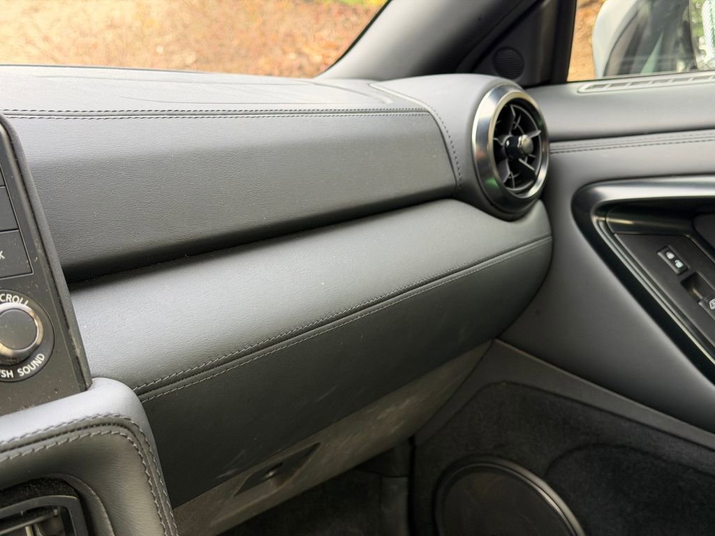 Used 2024 Nissan GT-R Premium w/ Floor Mat Package image 25