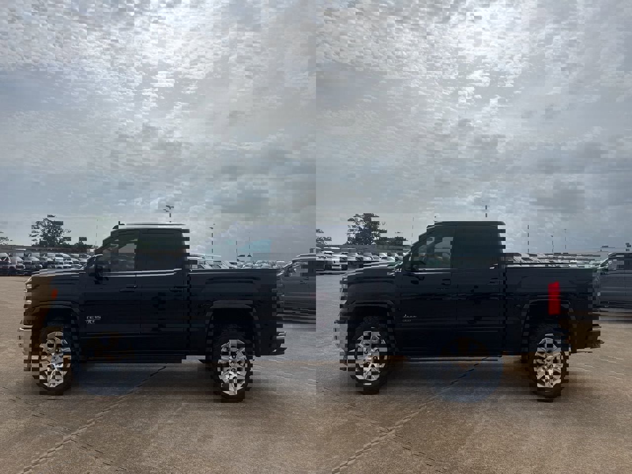 Used 2015 GMC Sierra 1500 SLE w/ Texas SLE Value Package image 12