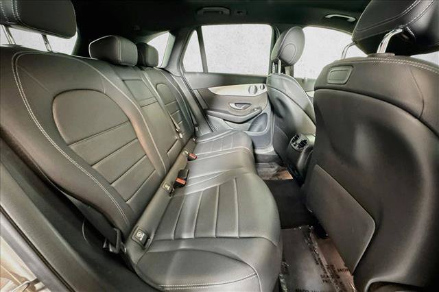 Used 2019 Mercedes-Benz GLC 300 4MATIC image 26