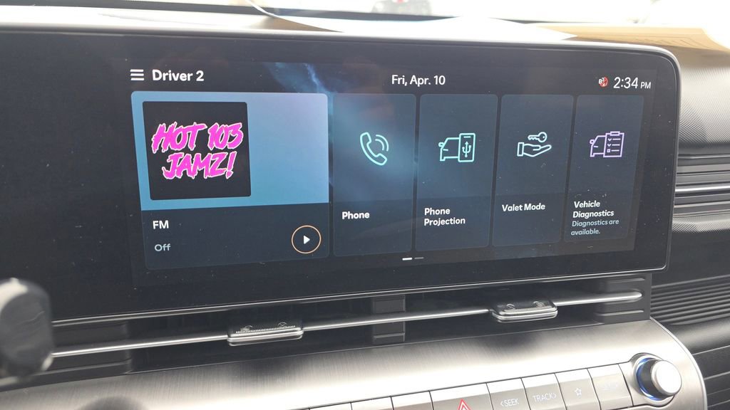 Used 2025 Hyundai Kona SEL image 18