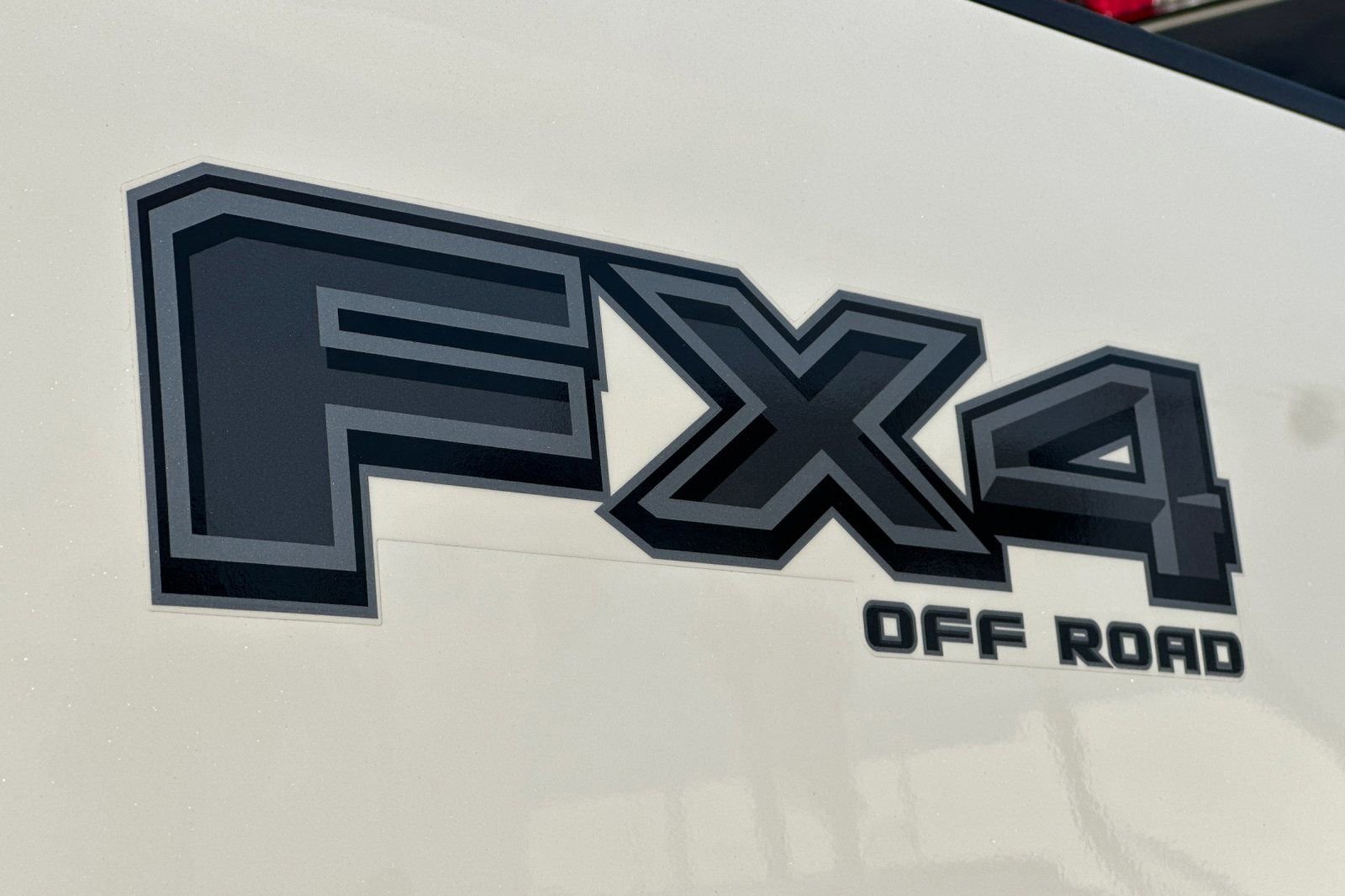 Used 2023 Ford F250 Lariat w/ Lariat Ultimate Package image 28