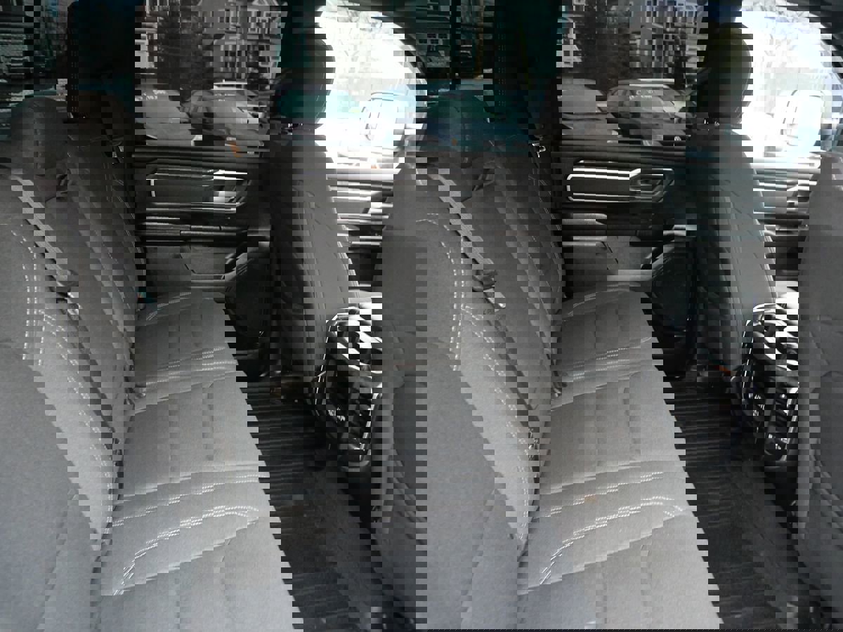 Used 2019 RAM 1500 Big Horn image 24