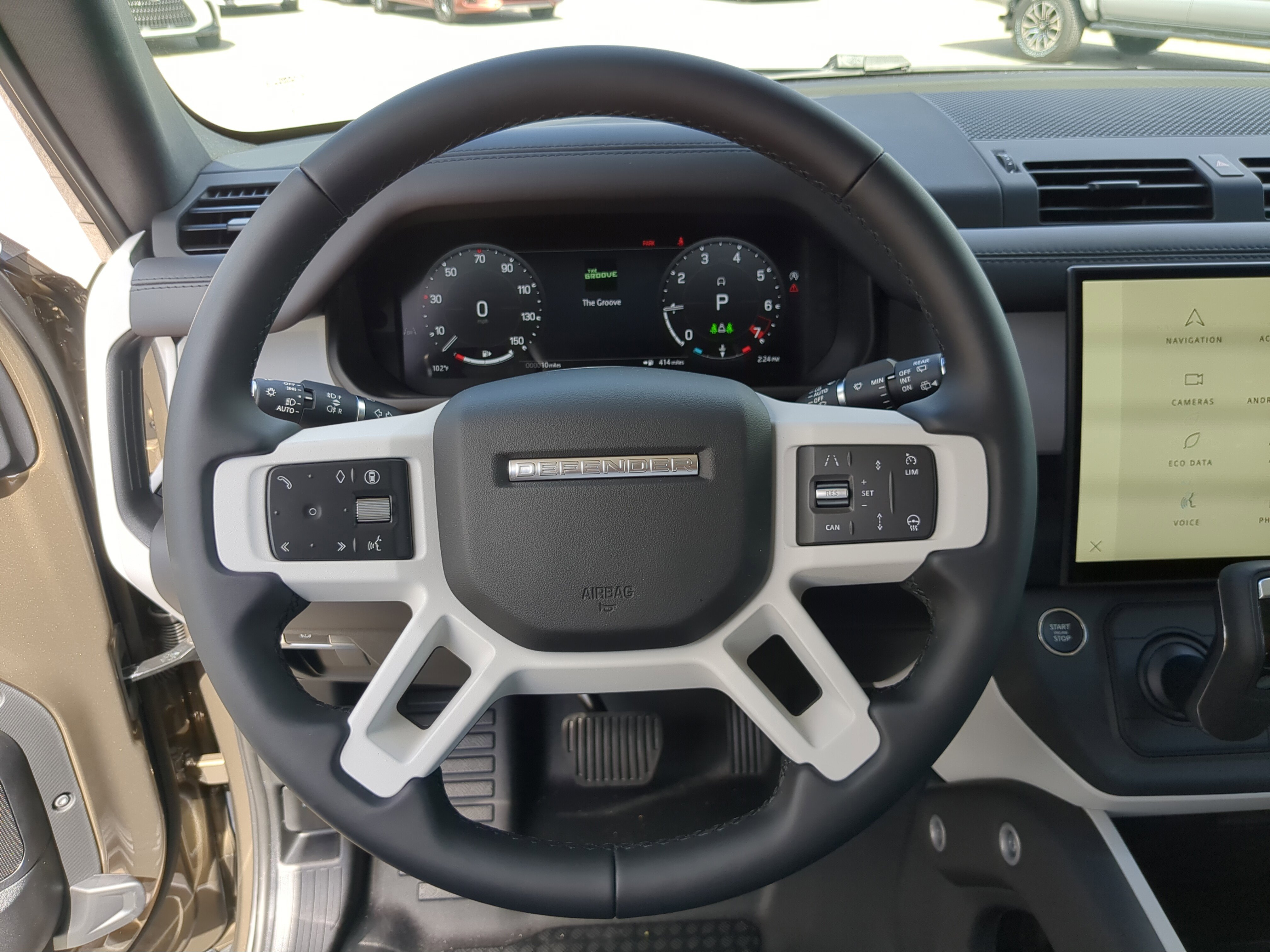 New 2026 Land Rover Defender 110 S image 30