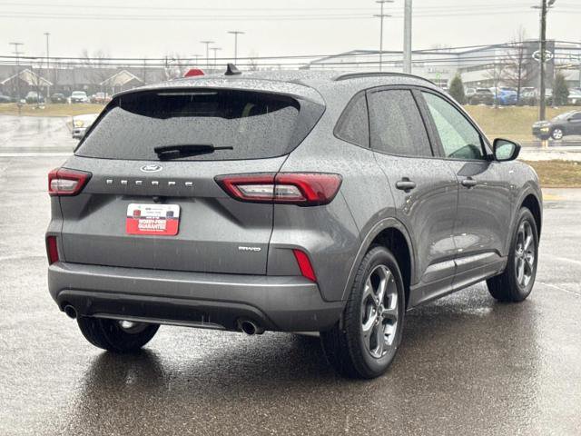 Certified 2024 Ford Escape ST-Line image 5