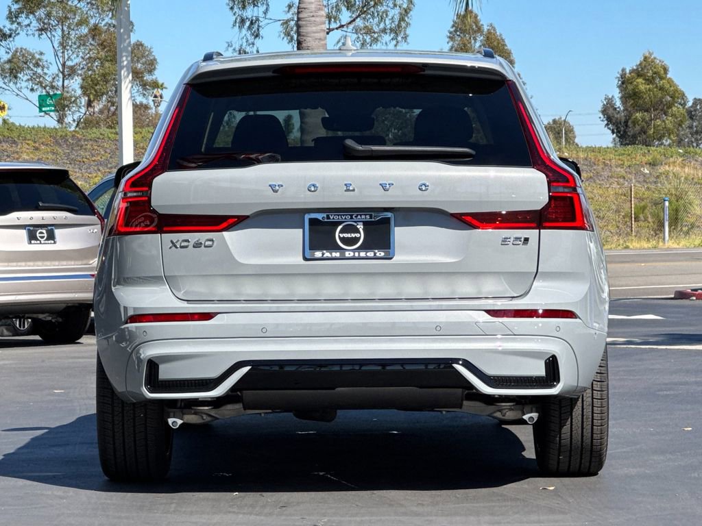 New 2026 Volvo XC60 B5 Ultra w/ Climate Package PRO AWD/4WD image 4