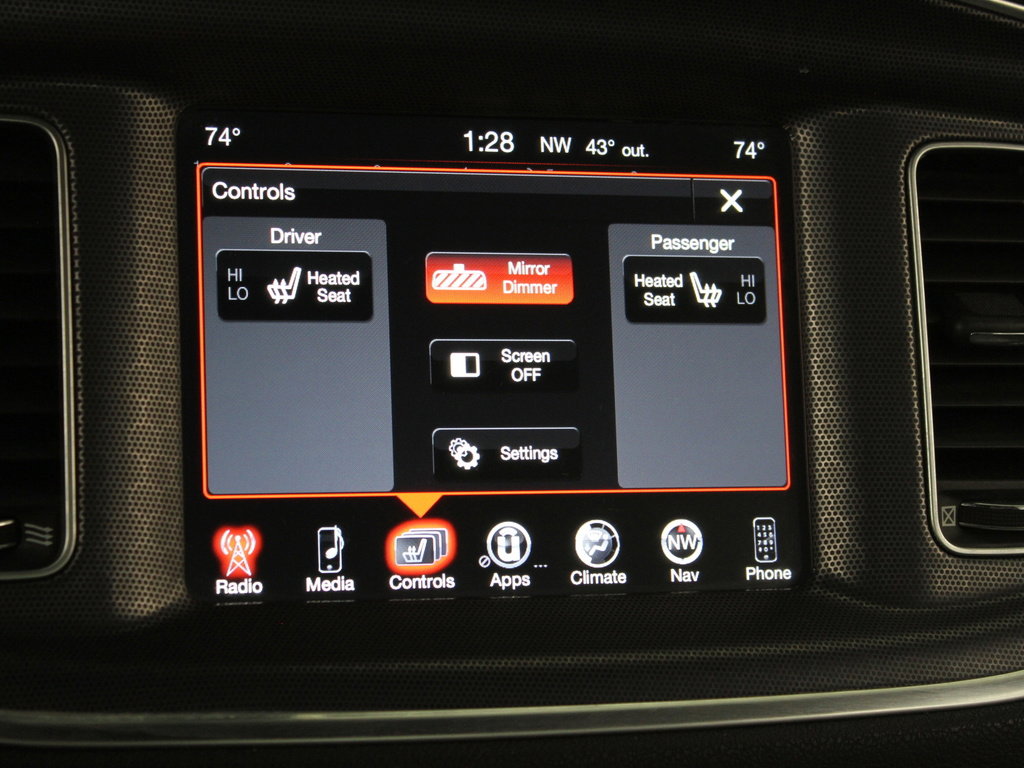 Used 2016 Dodge Charger SXT w/ Navigation & Travel Group image 11