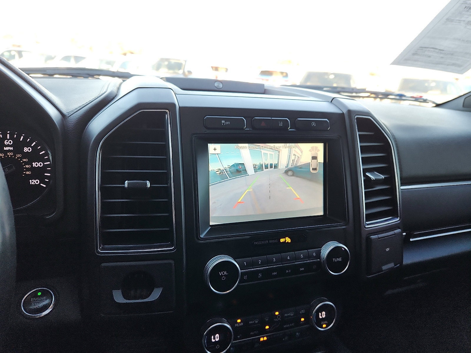 Used 2019 Ford Expedition Limited w/ Equipment Group 301A image 18