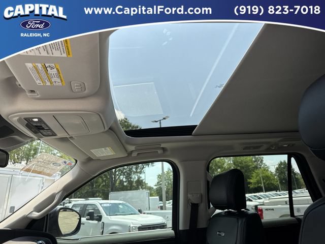 Certified 2025 Ford Expedition Max Platinum w/ Driver's Package AWD/4WD image 22