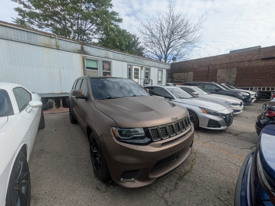 Used 2018 Jeep Grand Cherokee Trackhawk AWD/4WD image 16