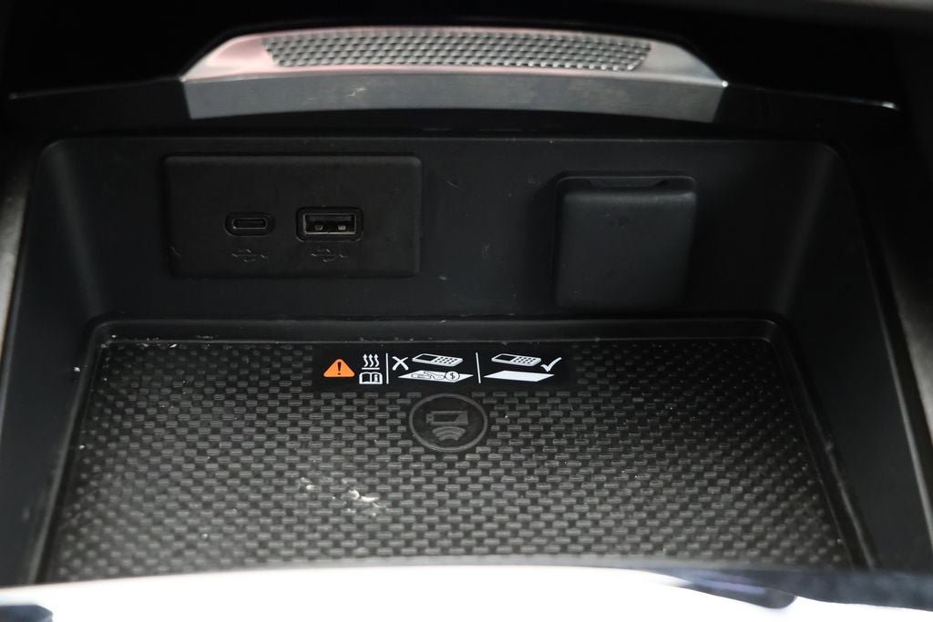 Used 2025 Buick Envision Preferred AWD/4WD image 24