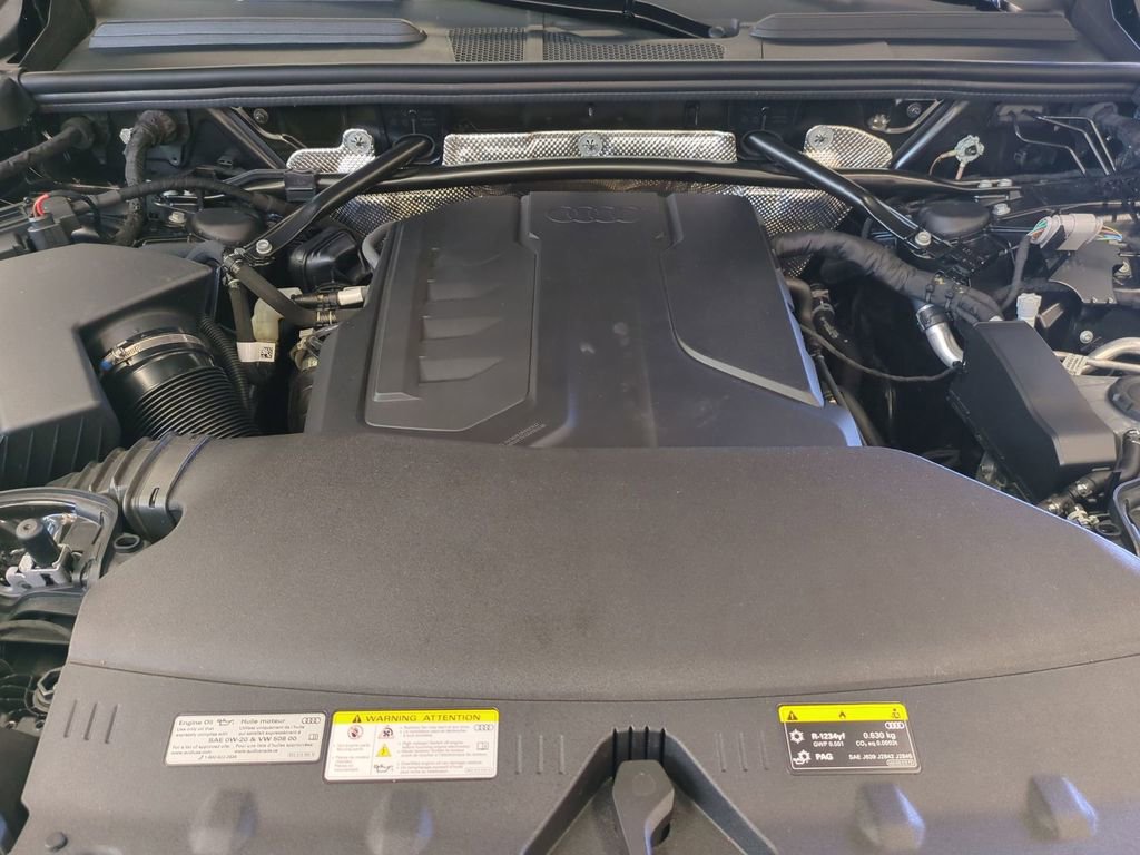 Used 2025 Audi Q5 Premium Plus w/ Premium Plus image 39