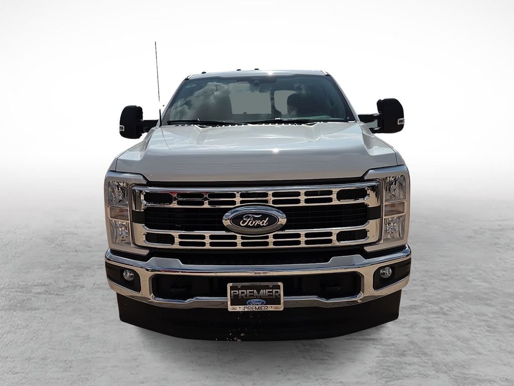 New 2026 Ford F350 XL w/ XL Chrome Package AWD/4WD image 3