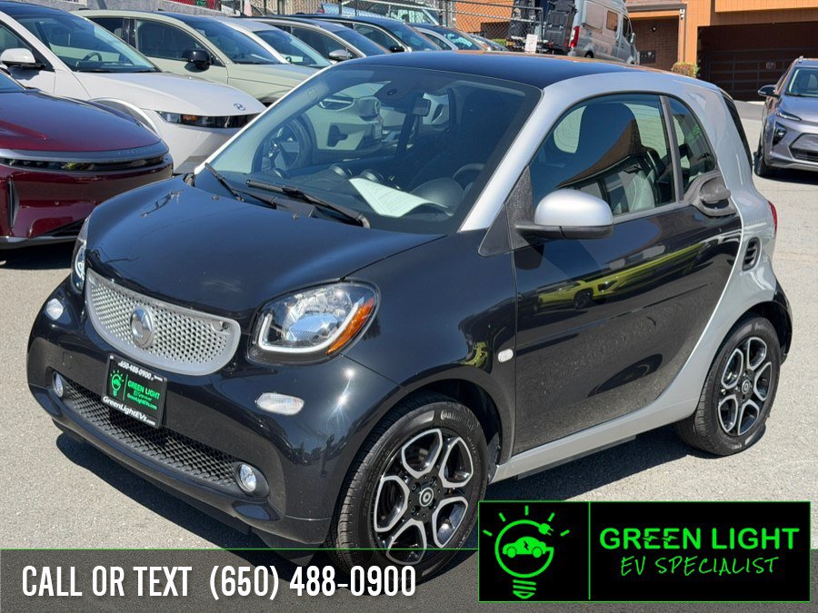 Used 2017 smart fortwo electric drive RWD image 1