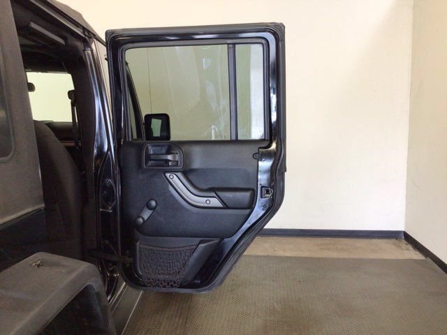 Used 2016 Jeep Wrangler Unlimited Sport w/ Dual Top Group AWD/4WD image 7