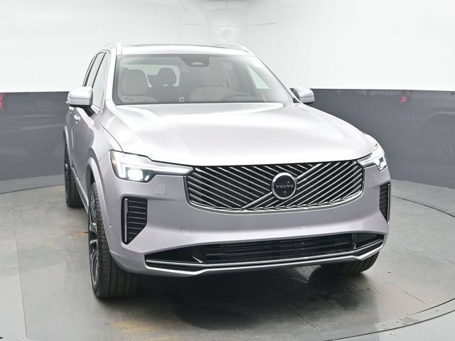 New 2026 Volvo XC90 T8 Plus w/ Protection Package Premier AWD/4WD image 2
