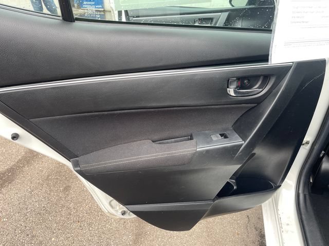 Used 2019 Toyota Corolla LE FWD image 28
