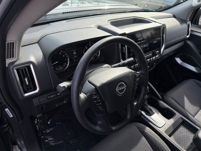 Certified 2025 Nissan Frontier SV image 17
