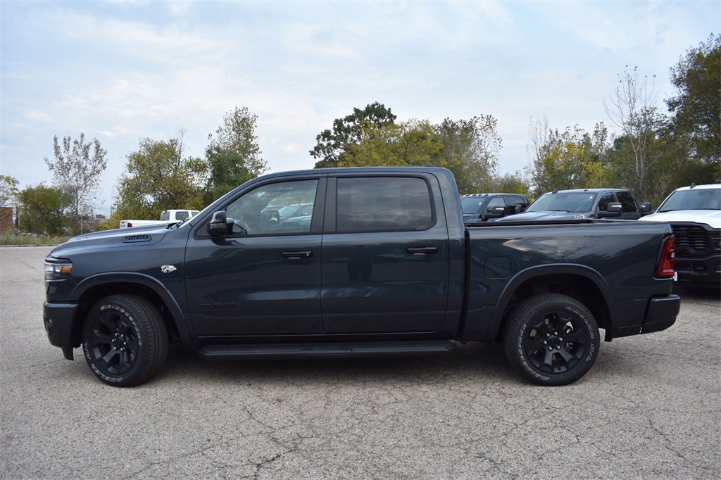 New 2026 RAM 1500 4x4 Crew Cab image 3