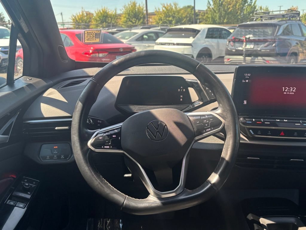 Used 2022 Volkswagen ID.4 Pro AWD/4WD image 25