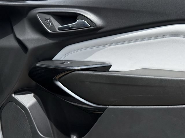 Certified 2025 Chevrolet Trax LT w/ Driver Confidence Package FWD image 29