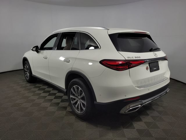 Used 2023 Mercedes-Benz GLC 300 4MATIC image 6