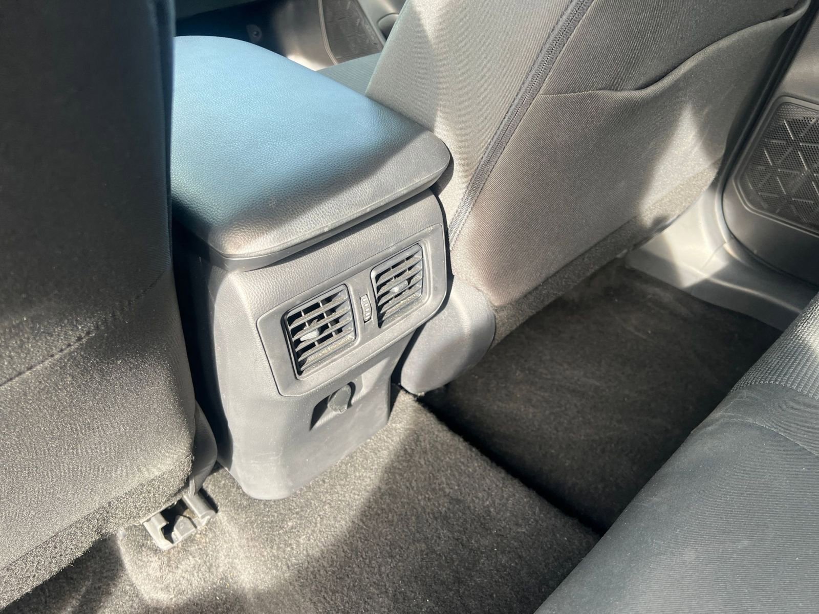 Used 2025 Toyota RAV4 LE image 23