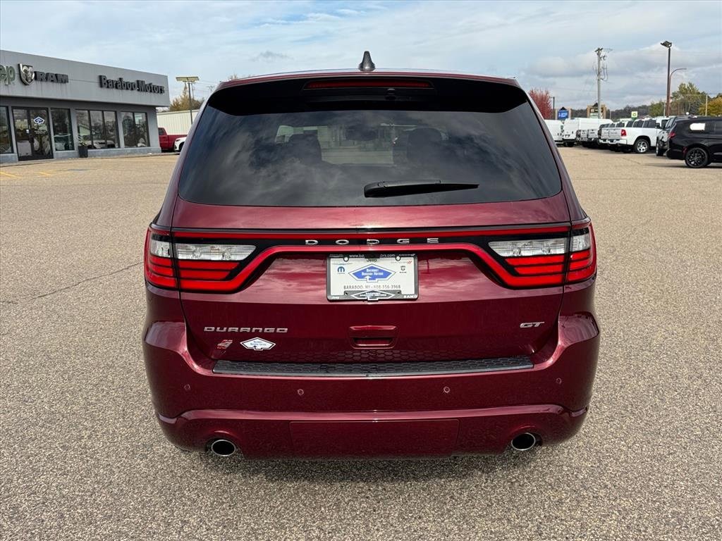 Used 2023 Dodge Durango GT image 3