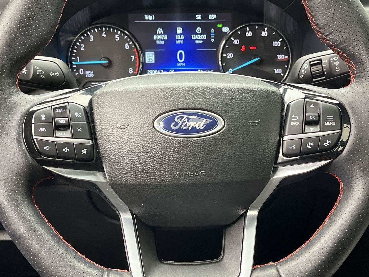 Certified 2023 Ford Explorer ST-Line w/ Class IV Trailer Tow Package AWD/4WD image 18