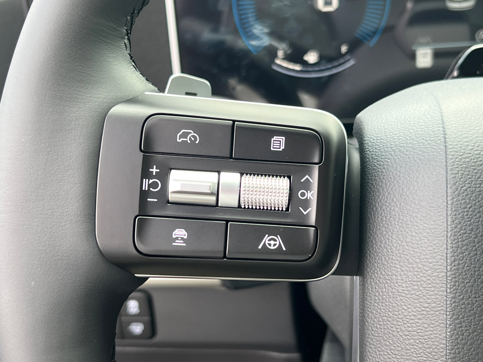 New 2025 Hyundai Santa Fe XRT image 19