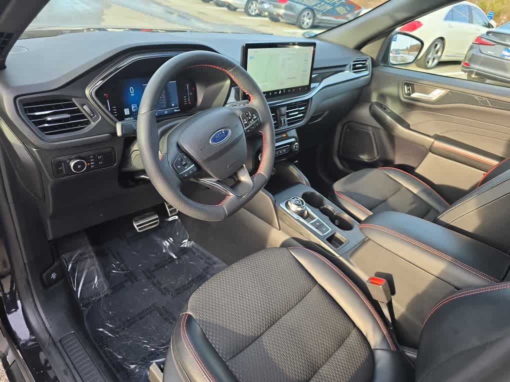 Used 2023 Ford Escape ST-Line Select w/ Tech Pack #1 AWD/4WD image 9