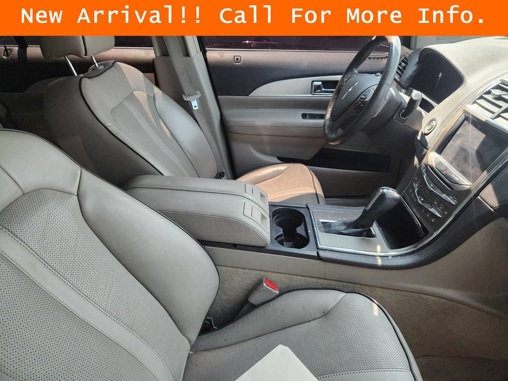Used 2011 Lincoln MKX 2WD w/ 101A Rapid Spec Order Code image 9