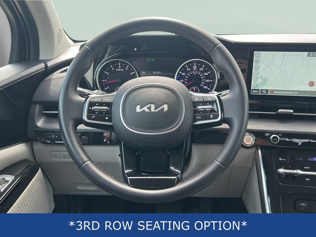 Used 2024 Kia Carnival EX FWD image 9