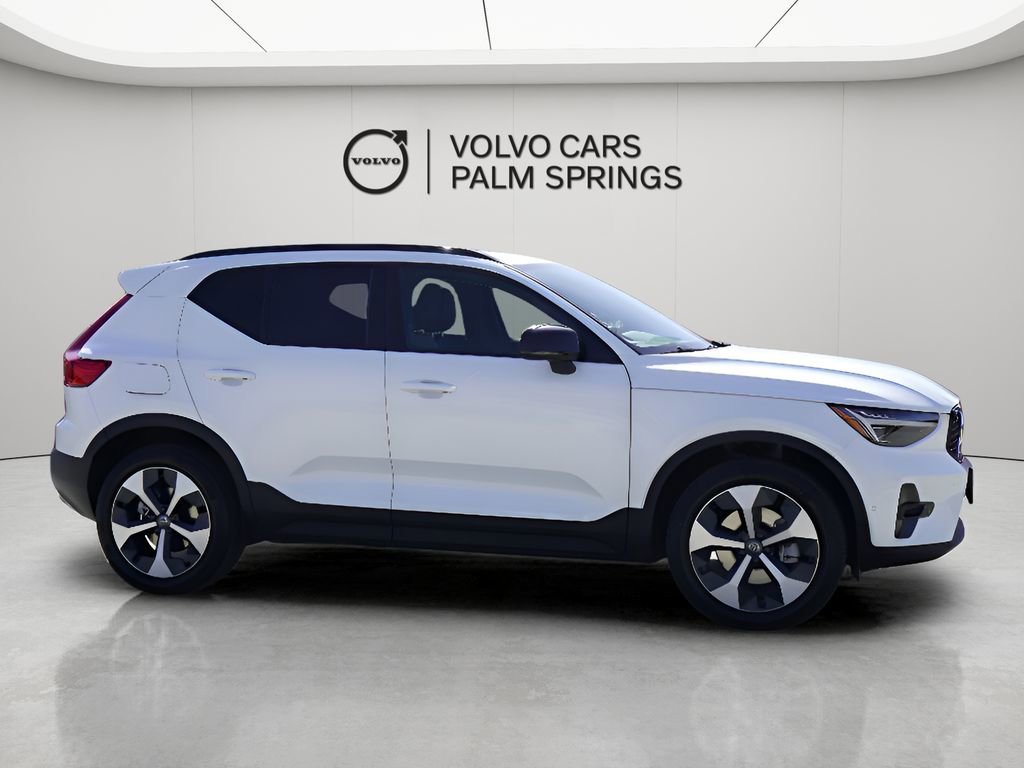 New 2025 Volvo XC40 B5 Plus w/ Protection Package Premier image 2