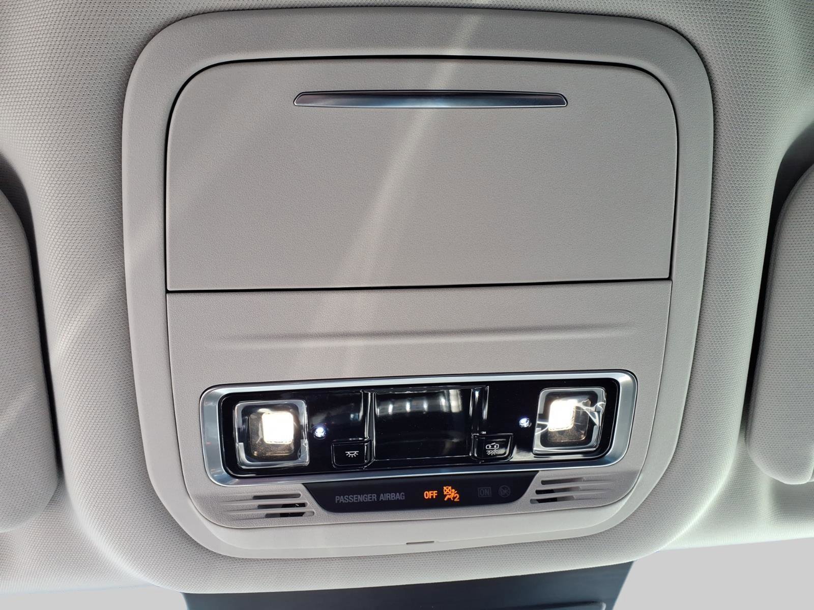 Used 2024 Lincoln Nautilus Reserve image 18