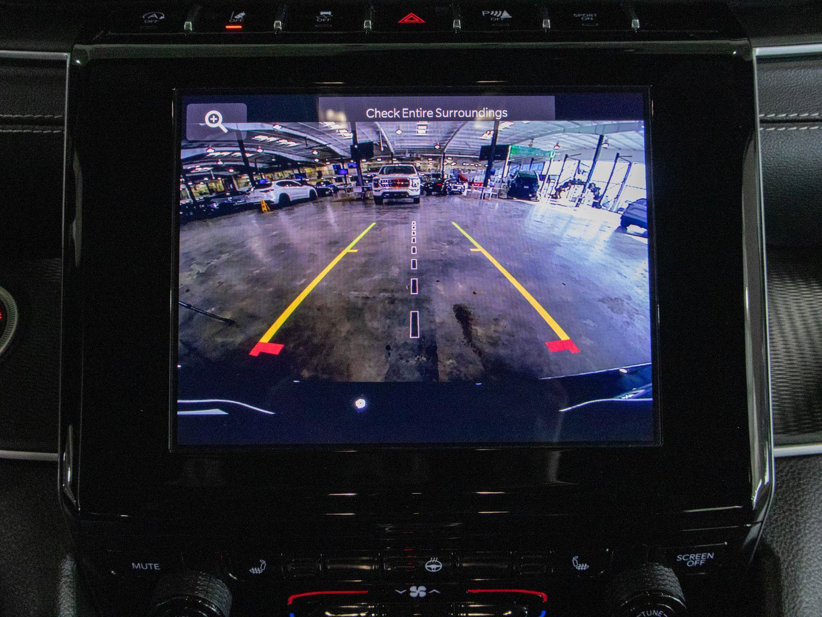 Used 2023 Jeep Grand Cherokee L Altitude image 6
