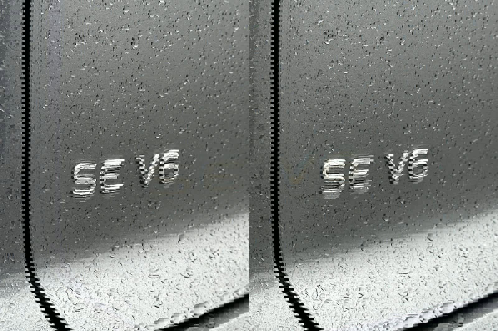 Used 2021 Volkswagen Atlas Cross Sport SE image 32