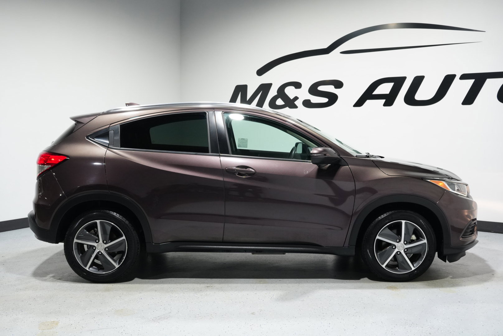 Used 2022 Honda HR-V EX image 6